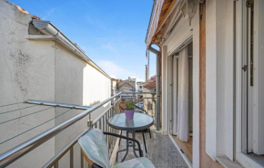 Cozy Apartment In Vodice With Wifi